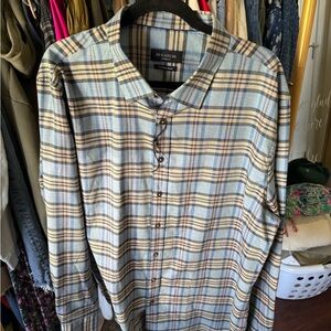 Bugatchi Light Blue and Beige Plaid Button-Up Shirt